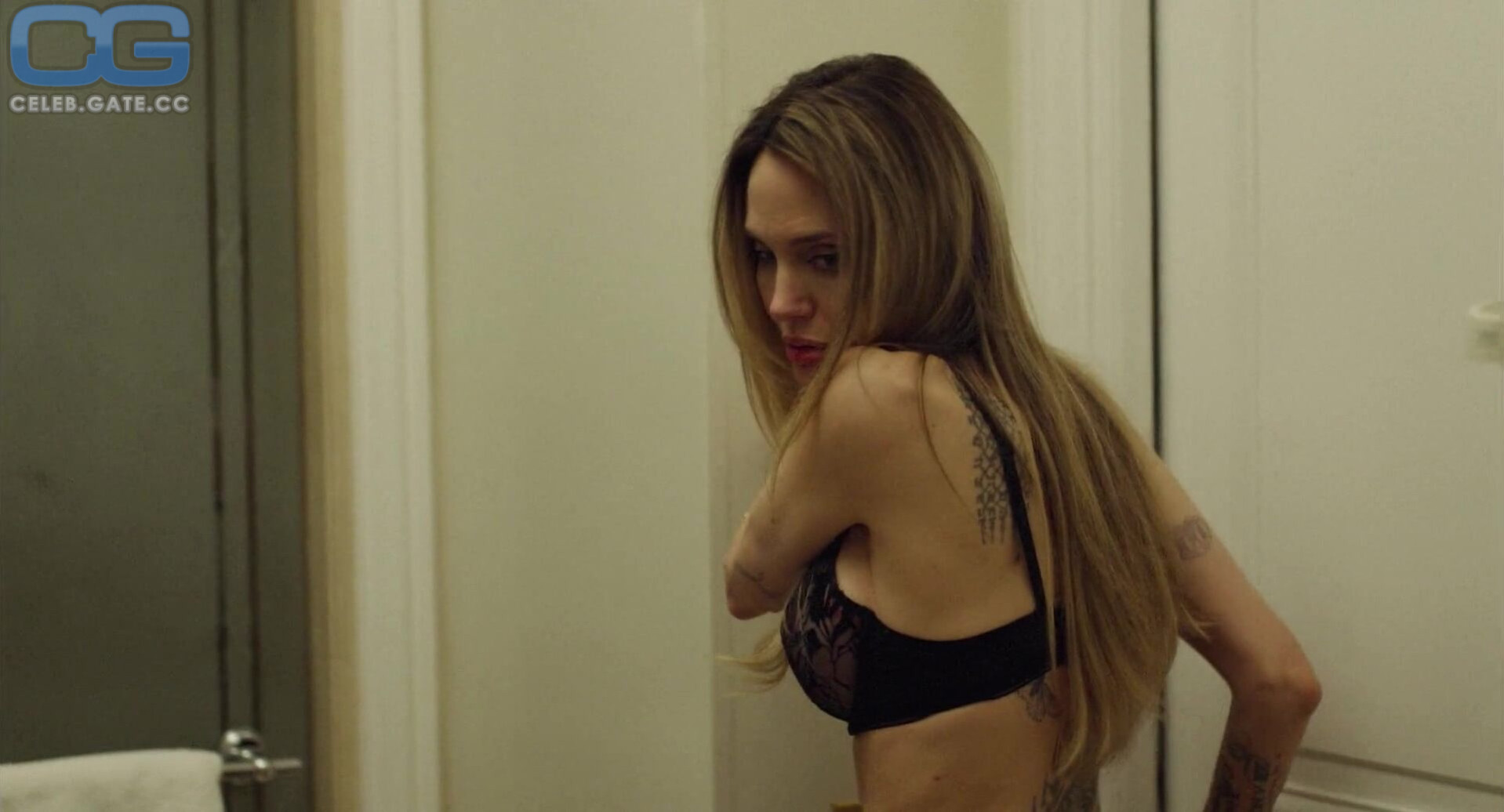Angelina Jolie 