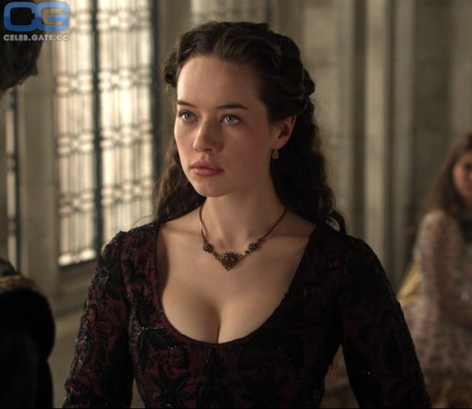 Anna Popplewell 