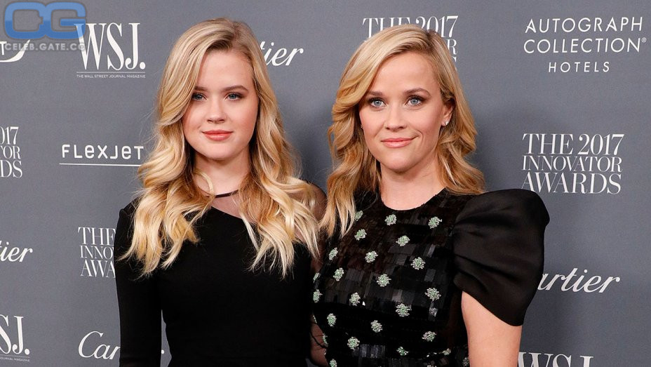 Ava Phillippe mother