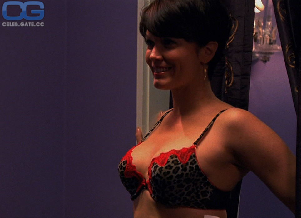 Bellamy Young 