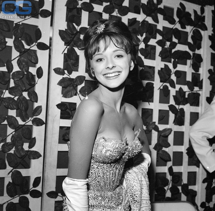 Brenda Scott 