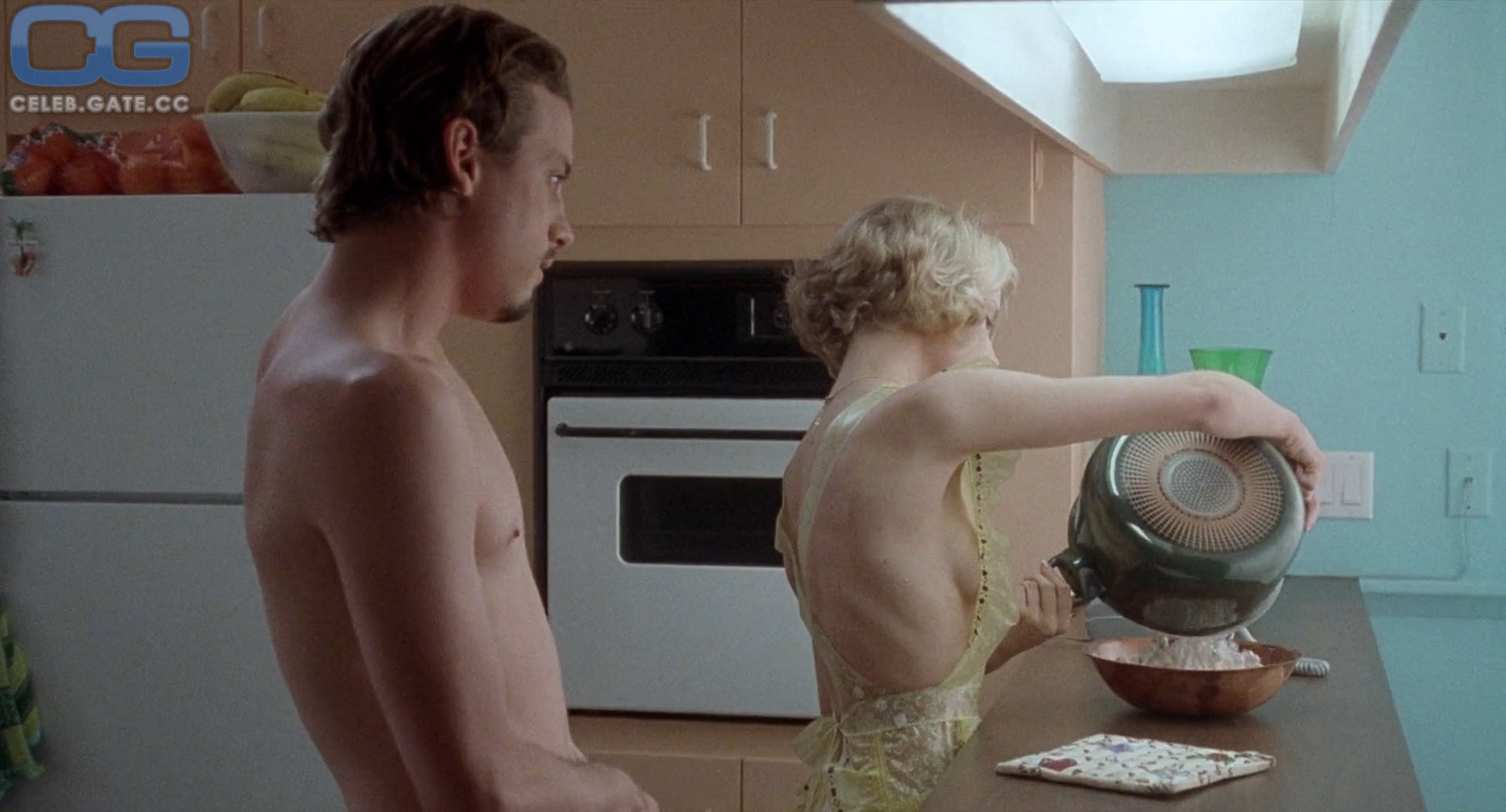 Bridget Fonda 