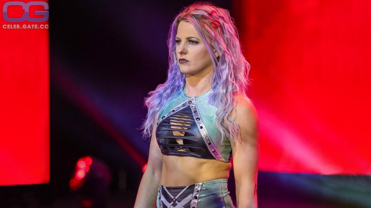 Candice LeRae 