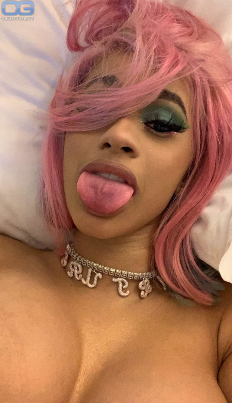 Cardi B 