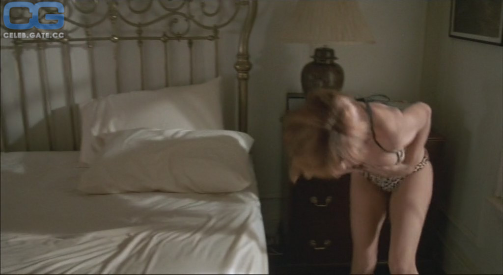 Carrie Fisher nude scene