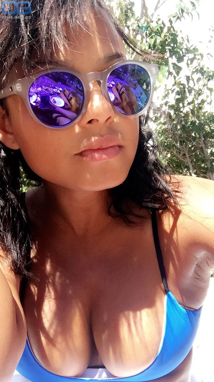 Christina Milian sexy snapchat