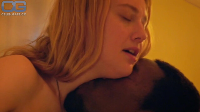 Dakota Fanning 