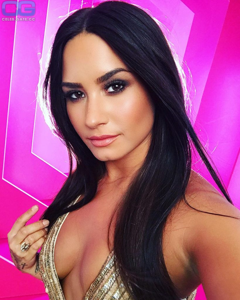 Demi Lovato instagram