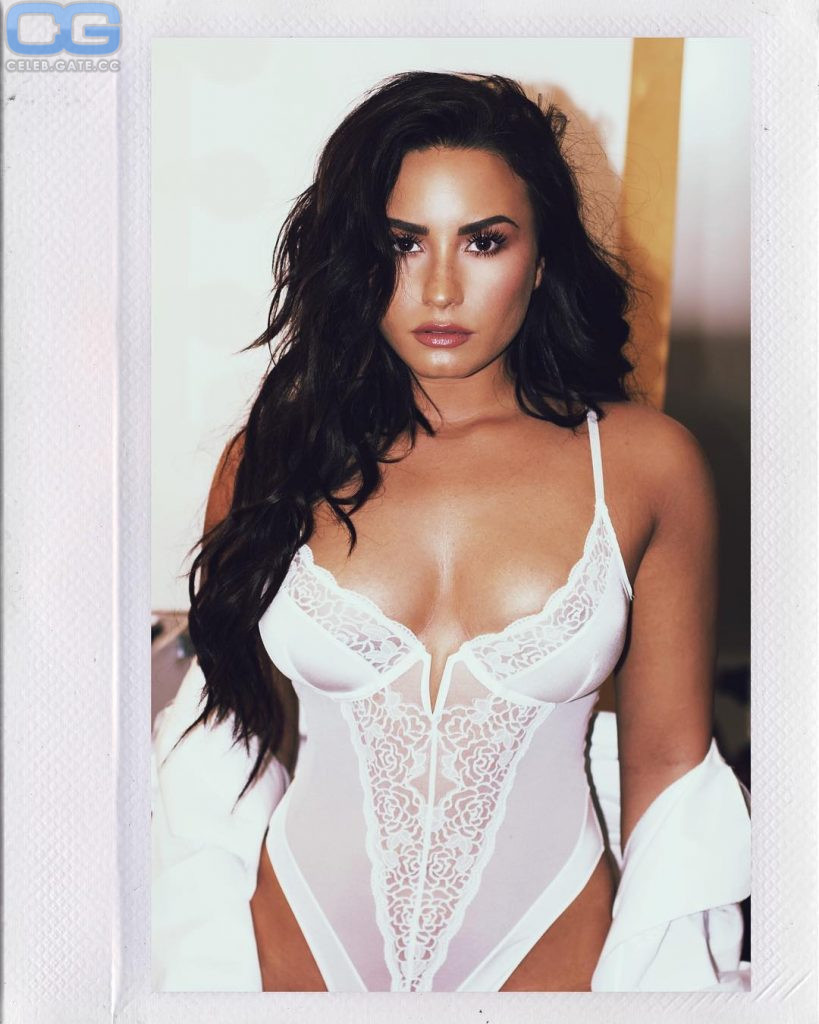 Demi Lovato pictures, photos, Playboy, topless,