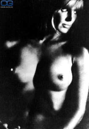 Linda Evans Nude Pics