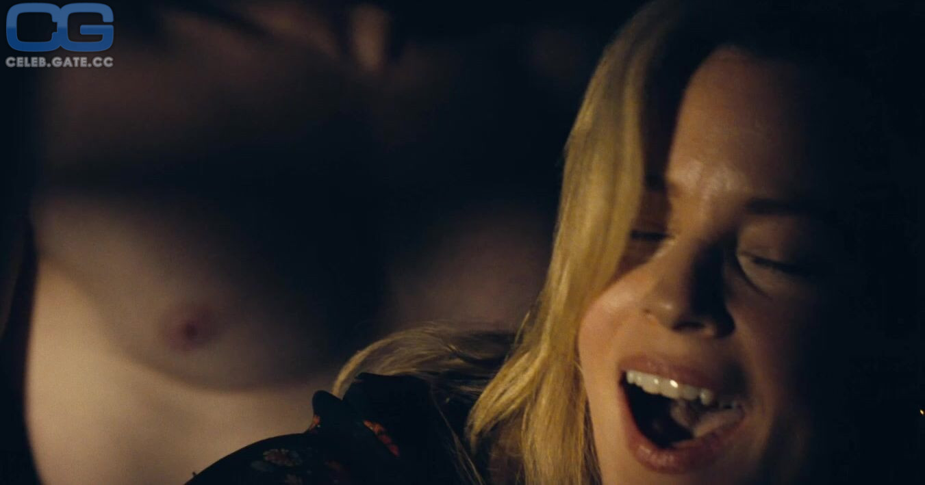 Elizabeth Banks 