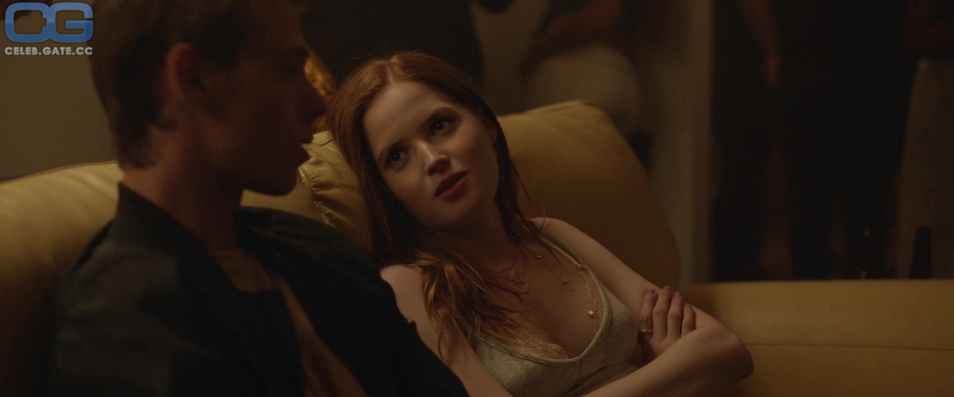 Ellie Bamber 