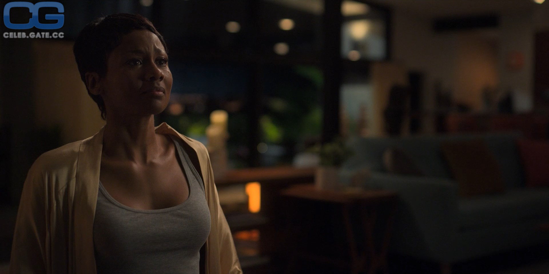 Emayatzy Corinealdi 