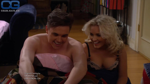 Emily Osment 