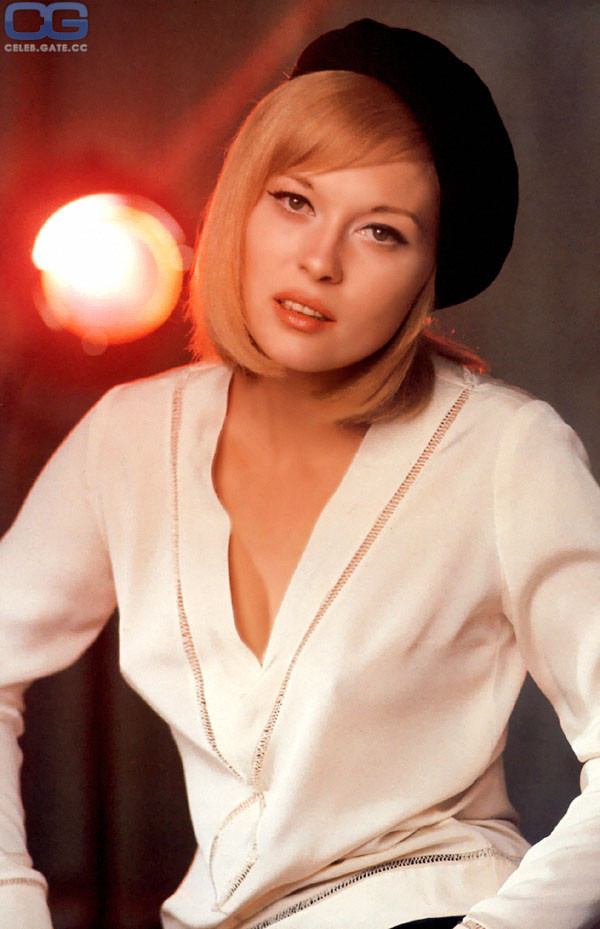 Faye Dunaway 