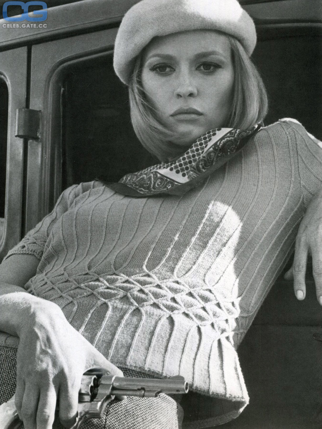 Faye Dunaway 