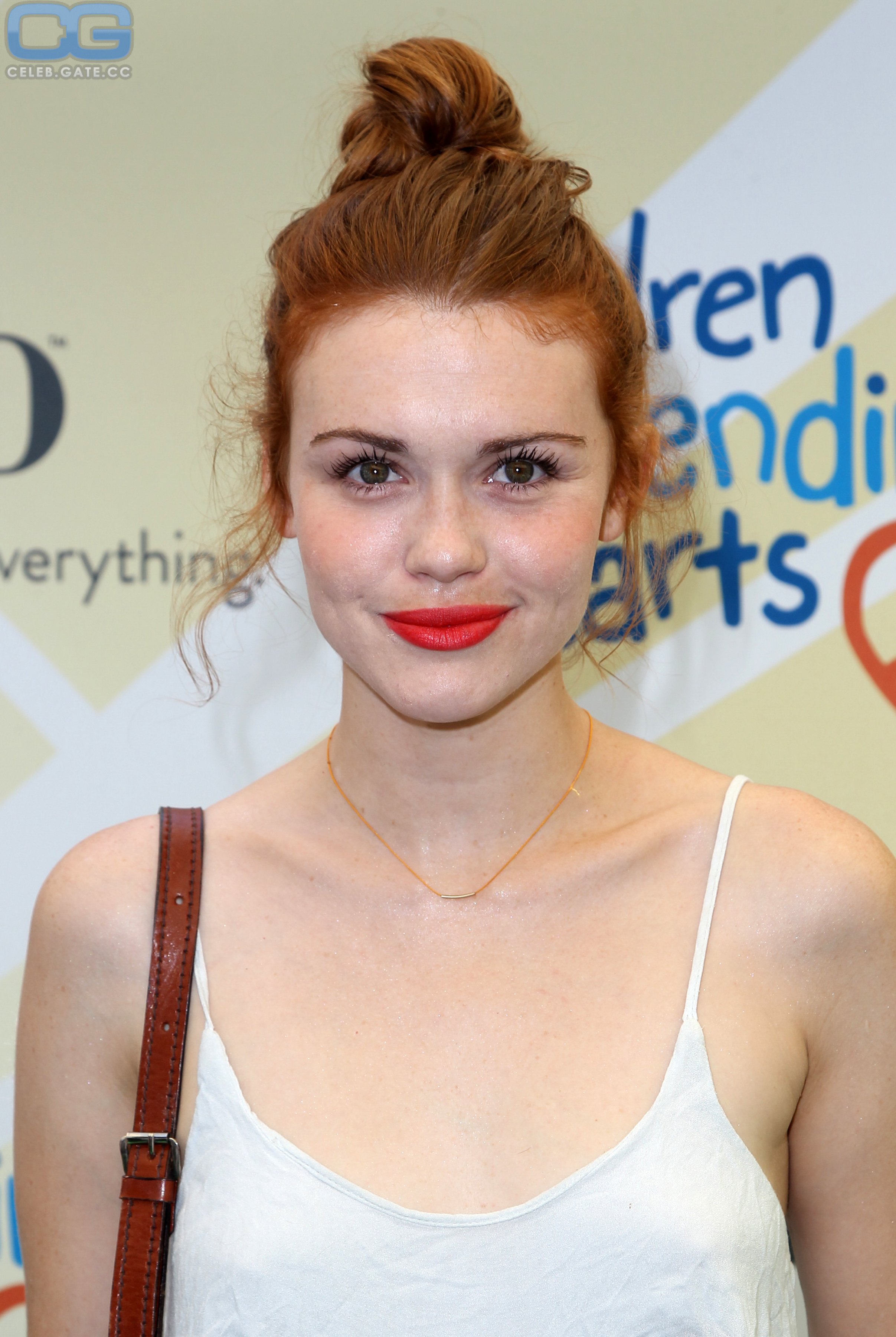 Holland Roden Naked