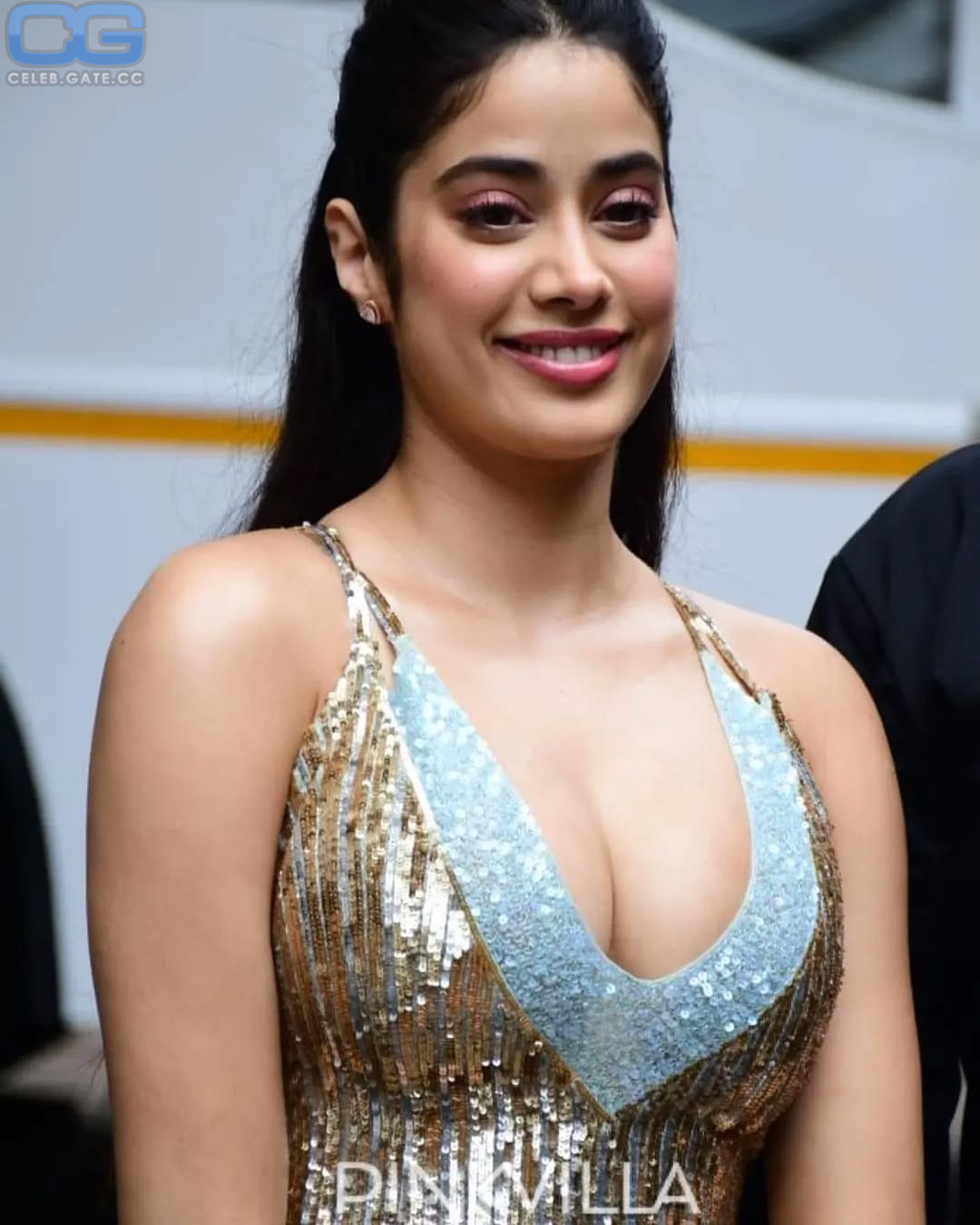 Janhvi Kapoor 