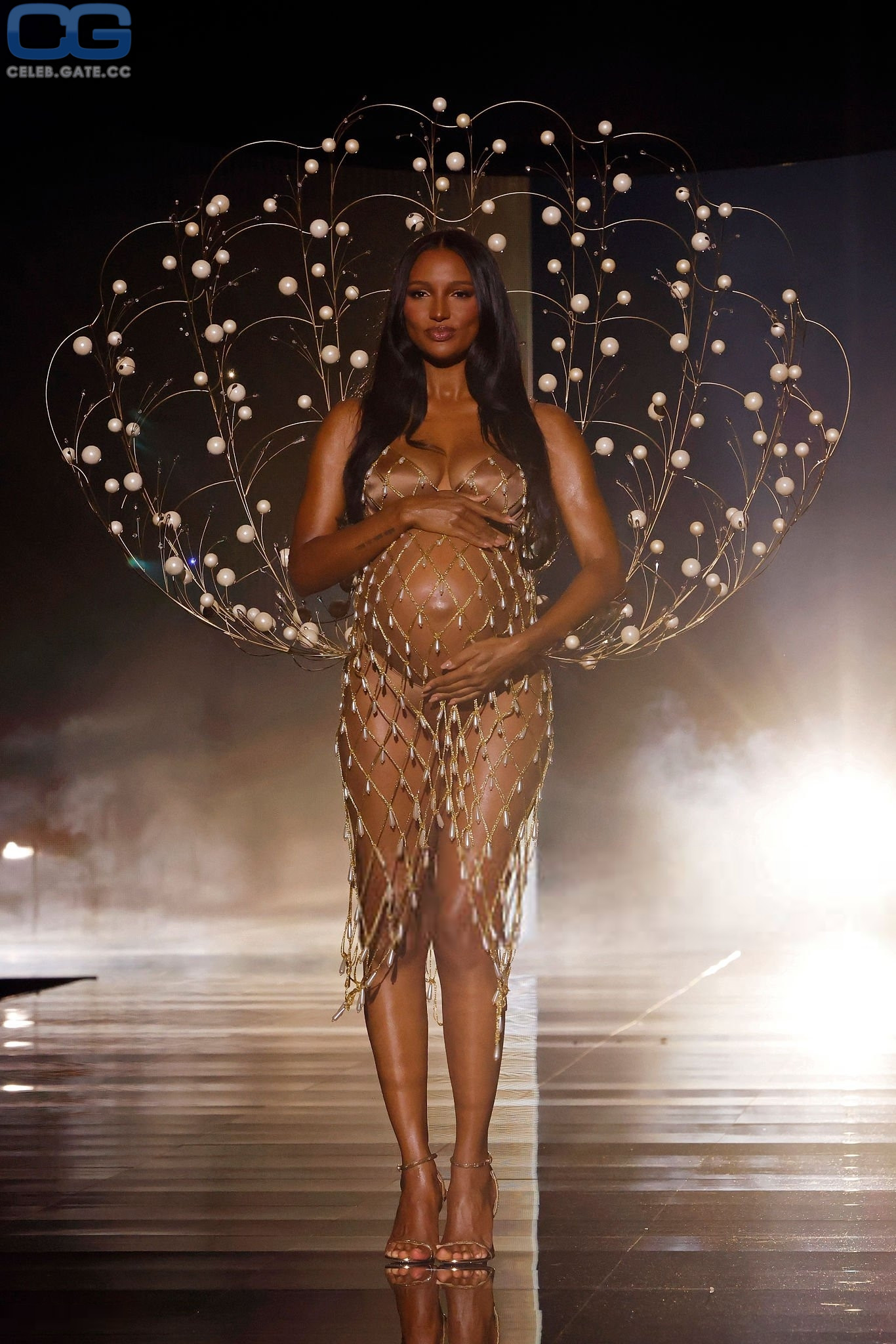 Jasmine Tookes 