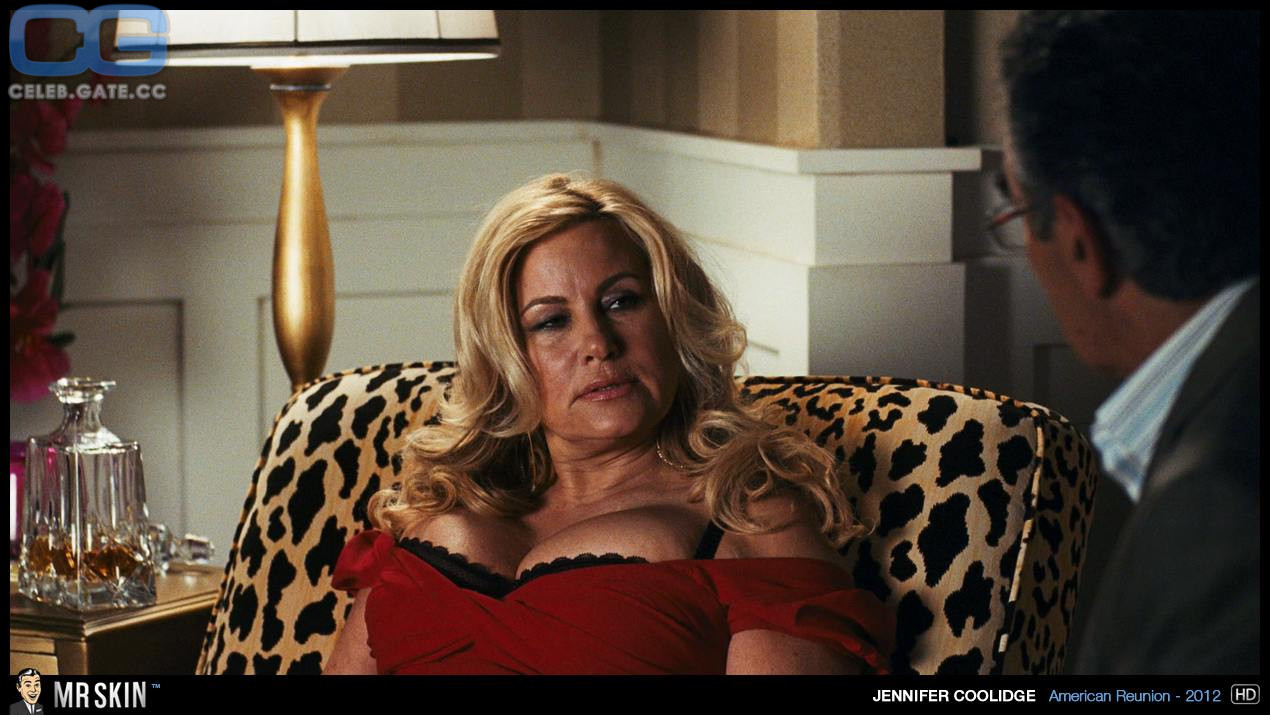 Jennifer Coolidge 