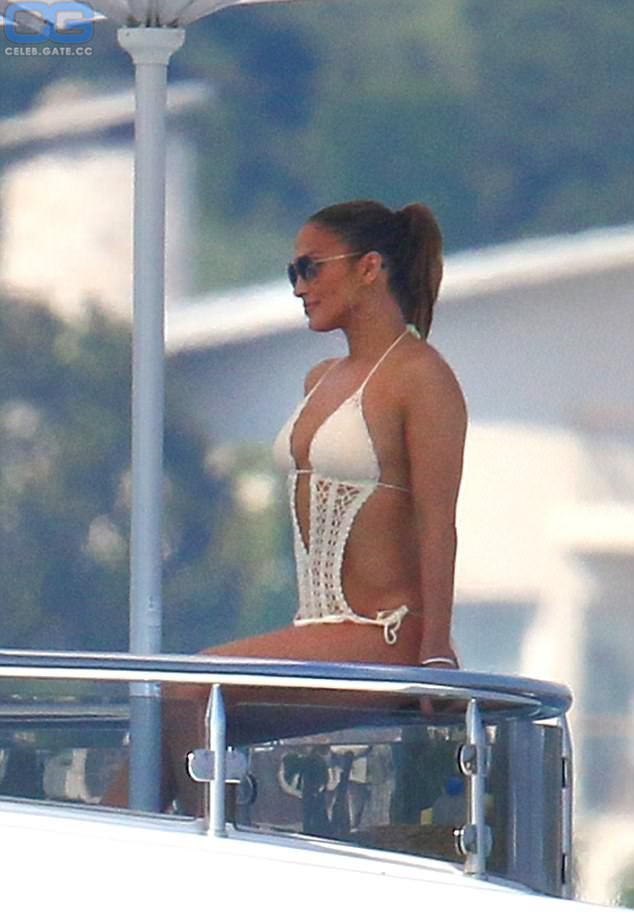 Jennifer Lopez body