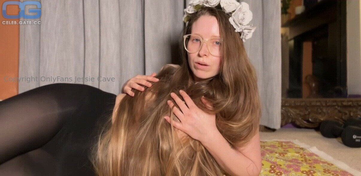 Jessie Cave 