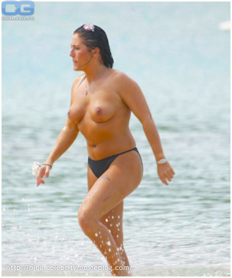 Jessie Wallace naked