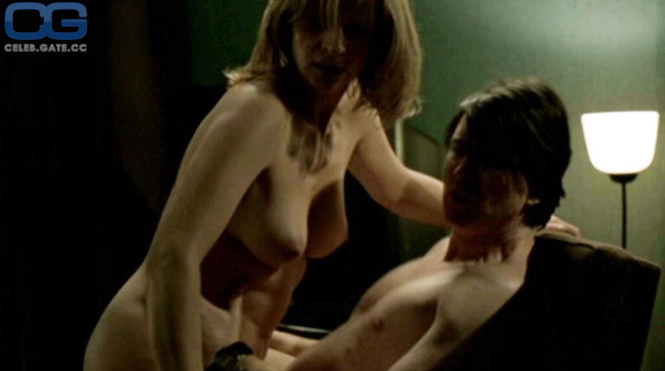 Johanna Gastdorf sex scene