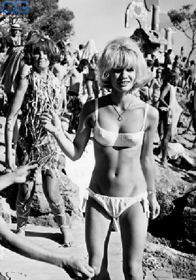 Judy Geeson 