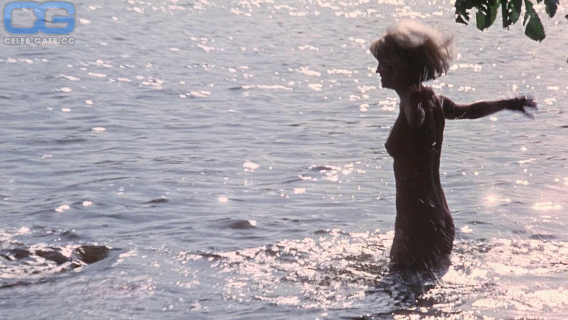 Judy Geeson 