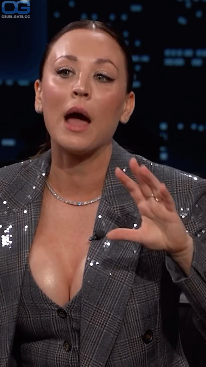 Kaley Cuoco 