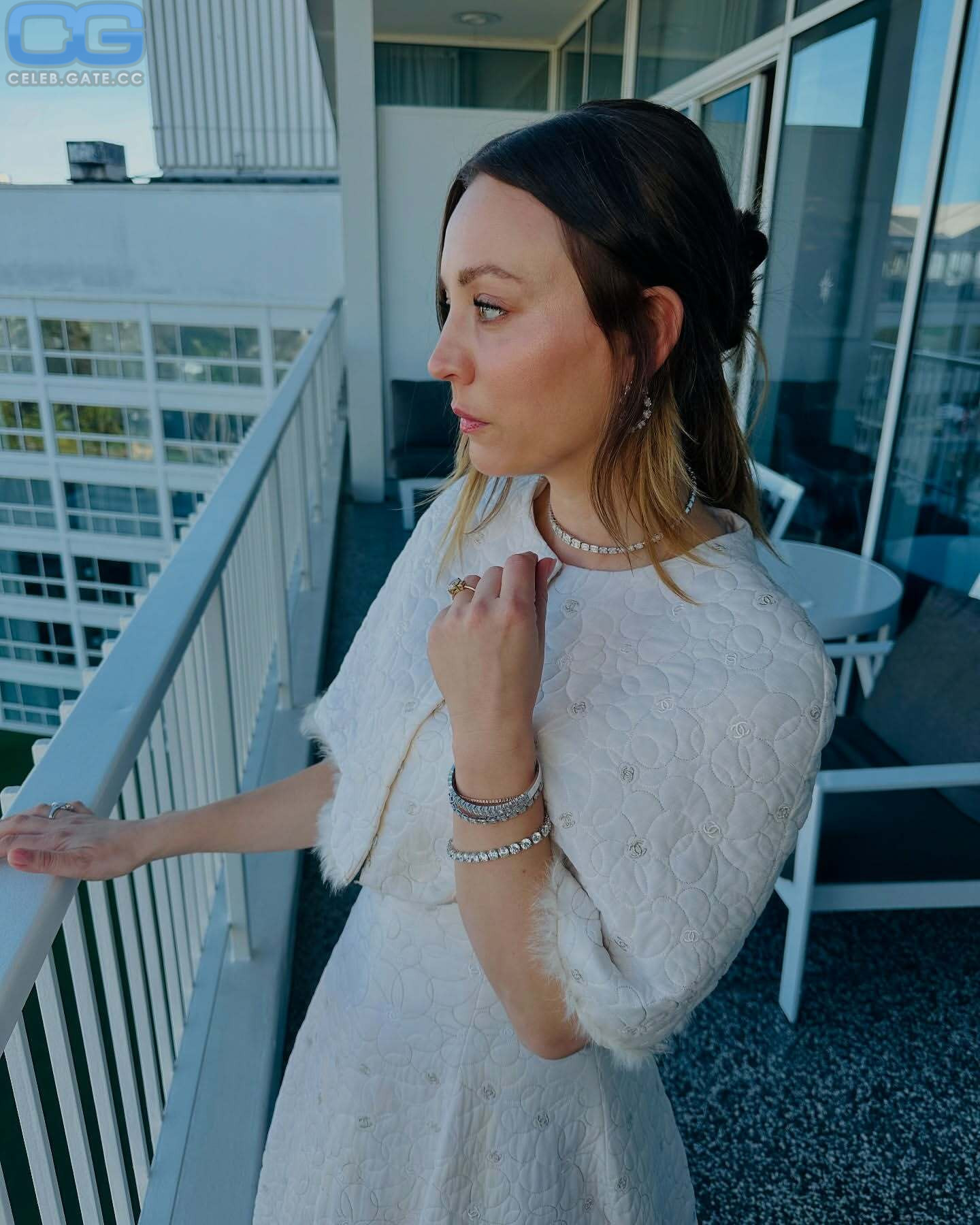 Kaley Cuoco 