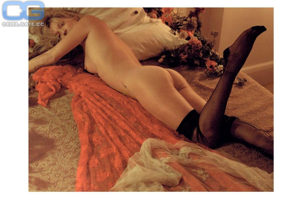 Kate Moss naked