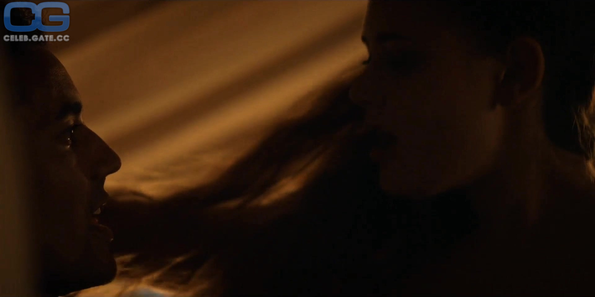 Katherine Langford 