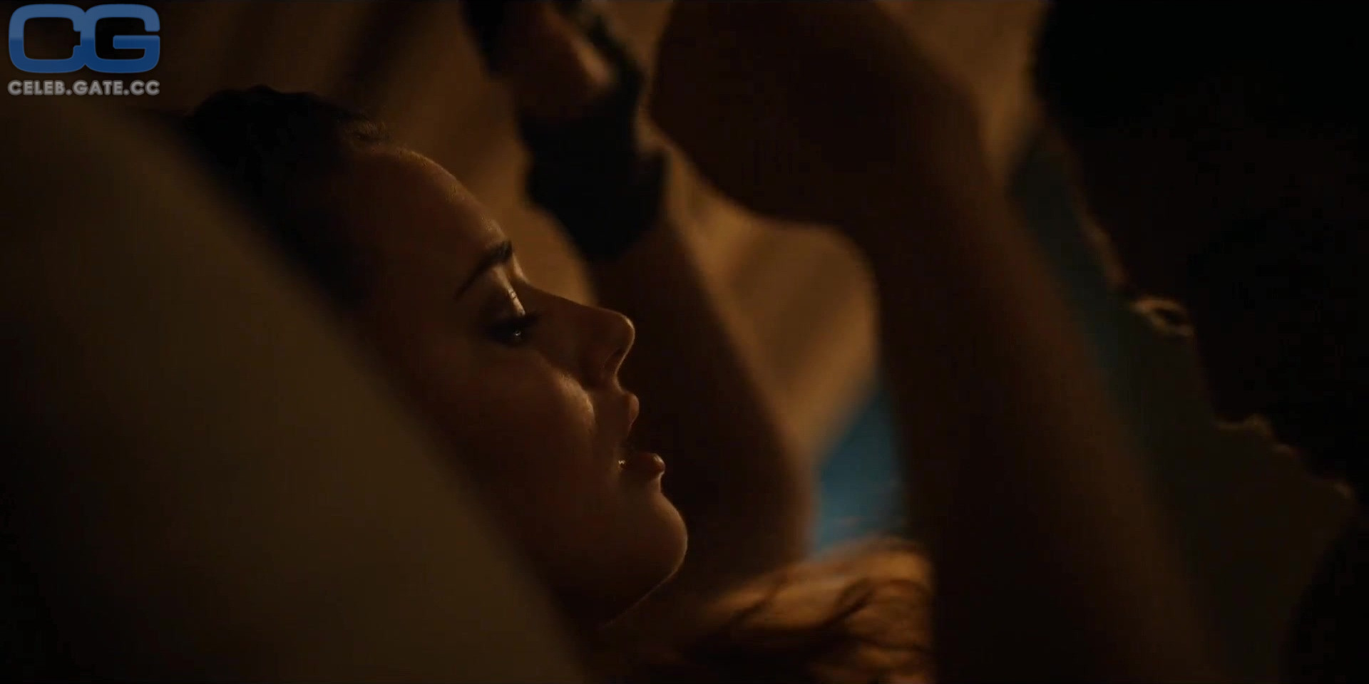 Katherine Langford 