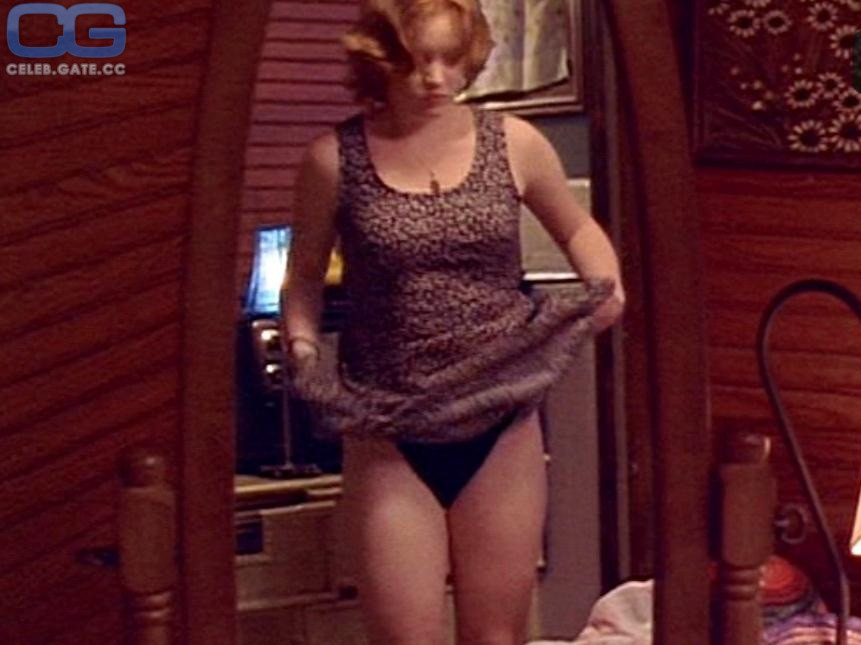 Lauren Ambrose 