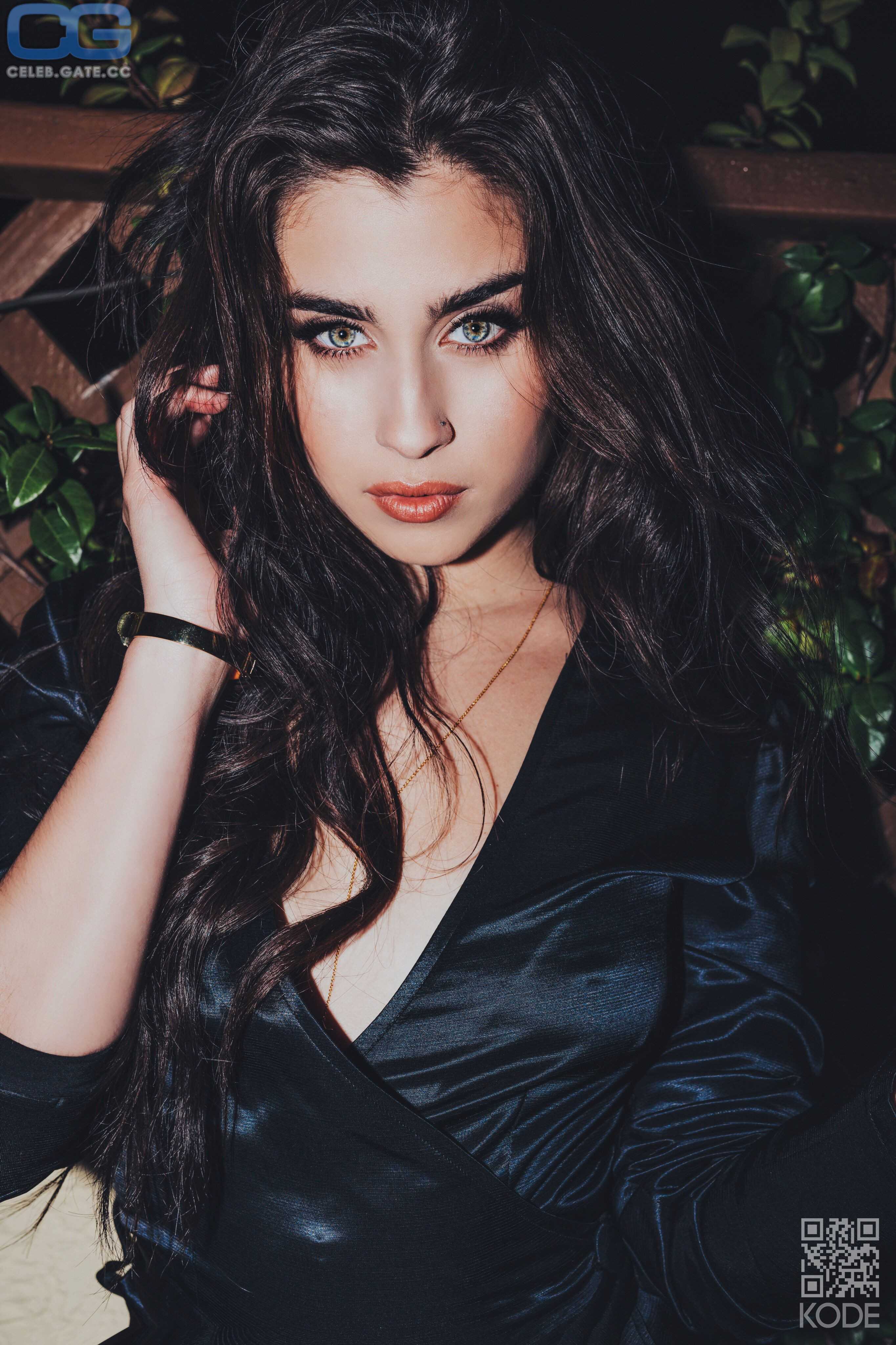 Lauren Jauregui sexy