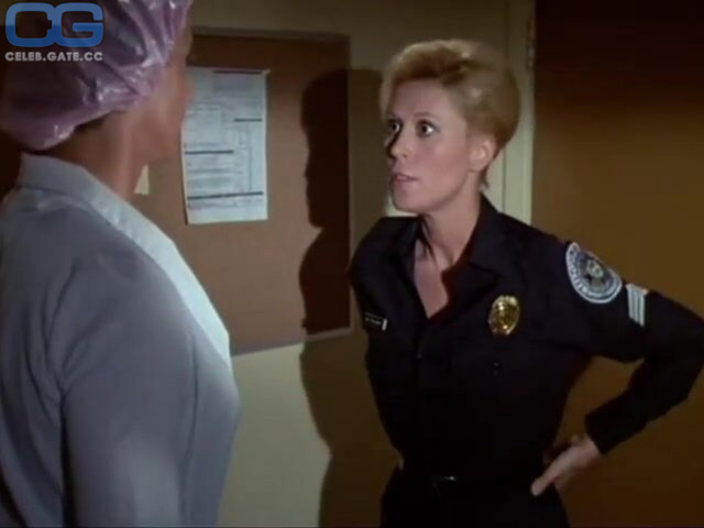 Leslie Easterbrook 
