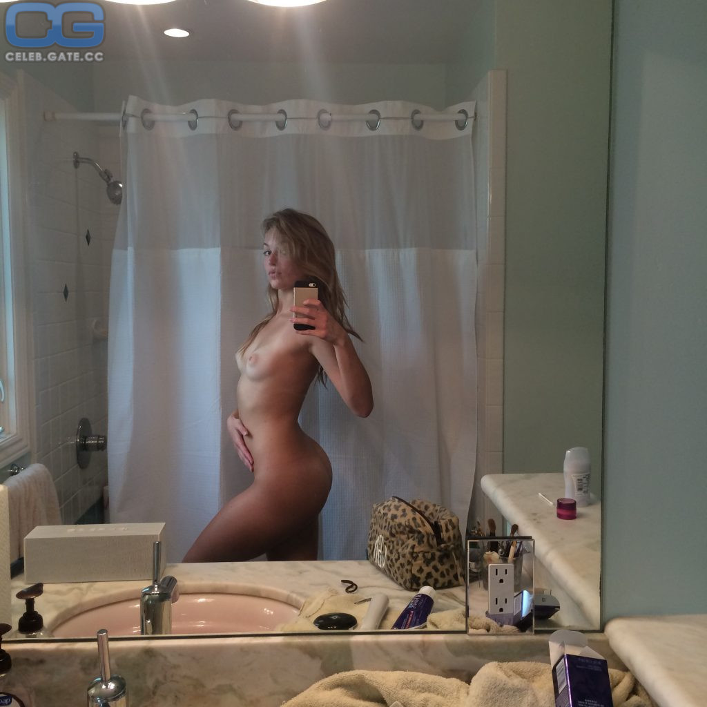 Lili Simmons Leaked Nude