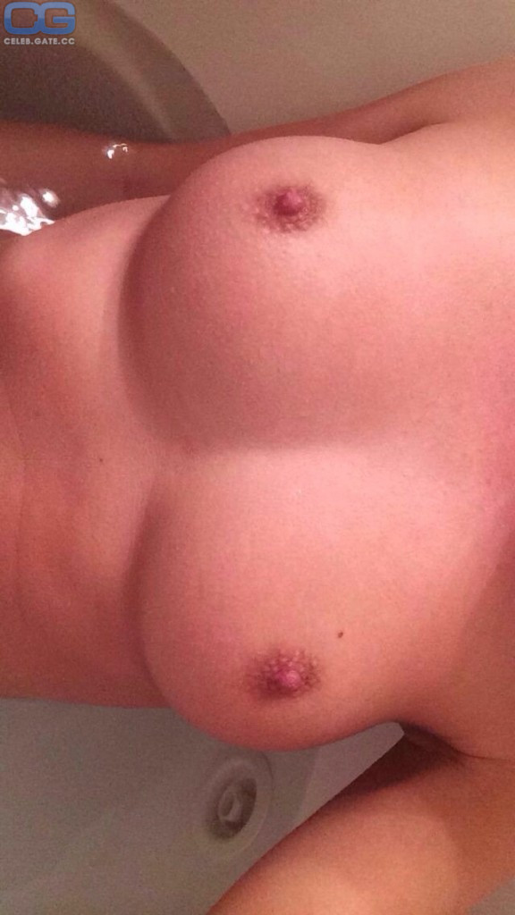 Lindsay Clubine nipple closeup