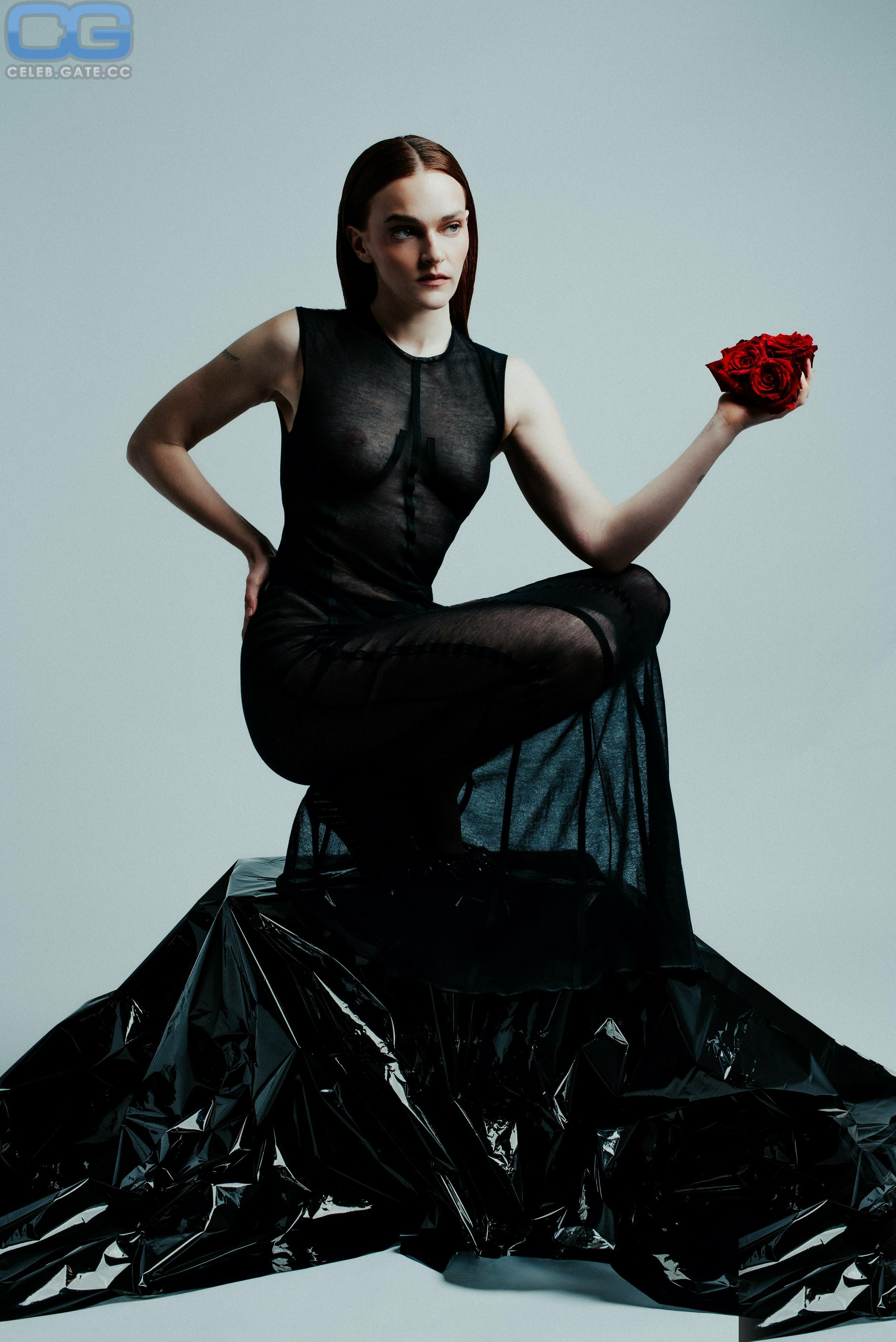 Madeline Brewer 