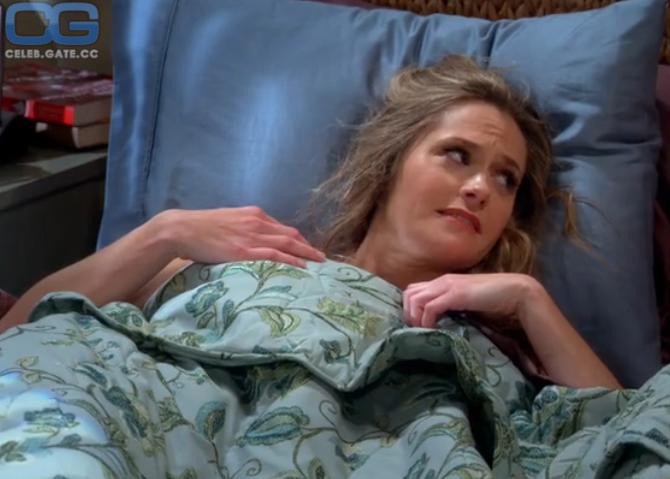 Maggie Lawson two and a half men