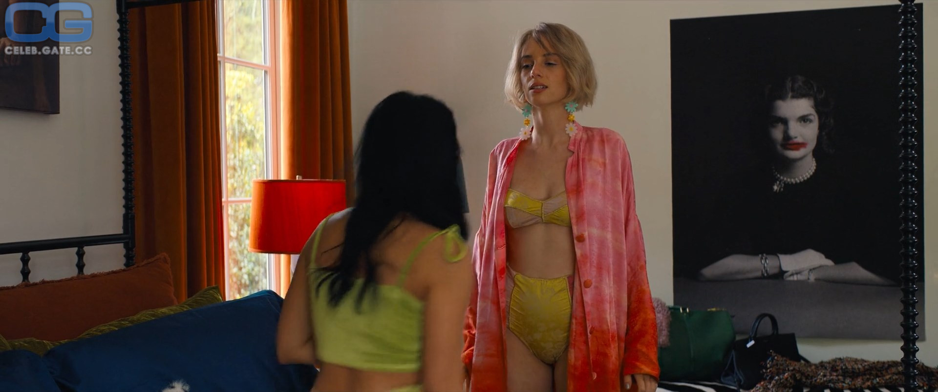 Maya Thurman-Hawke 