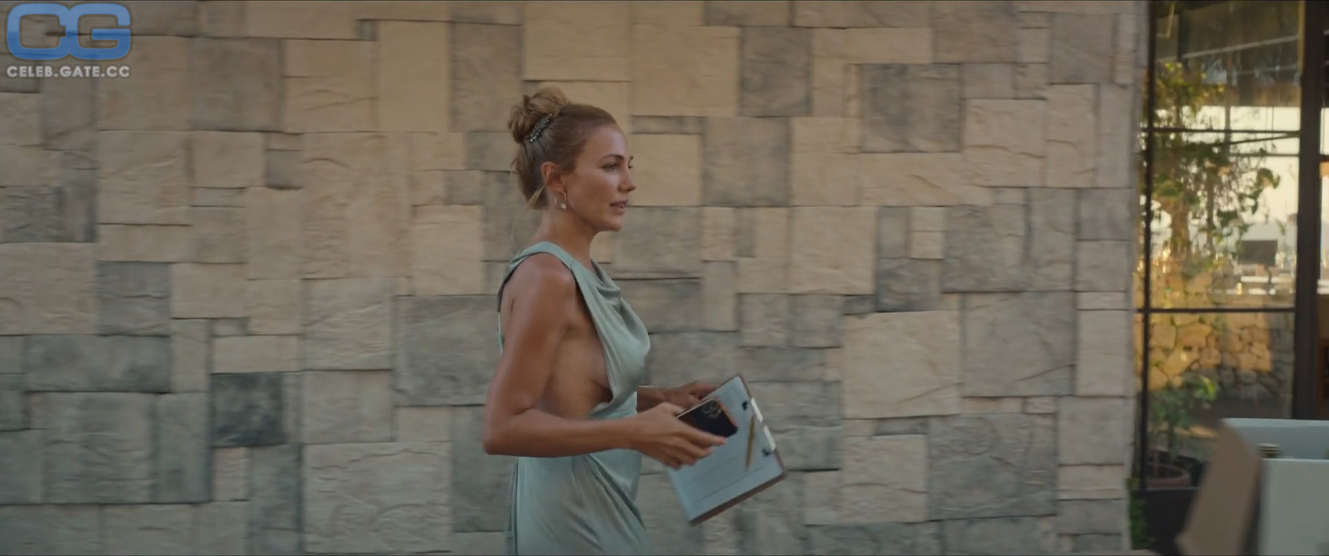 Meryem Uzerli 