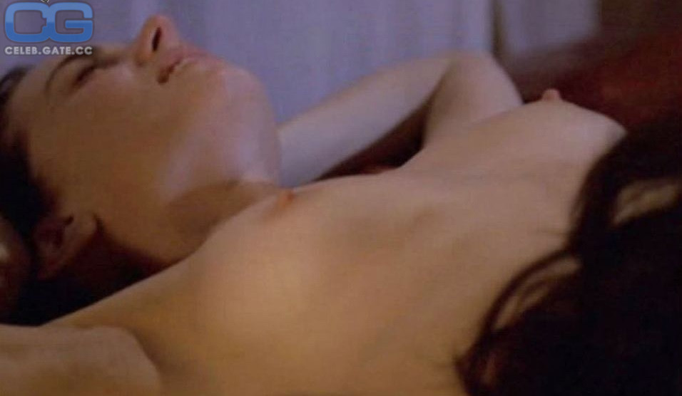 Mia Kirshner naked scene