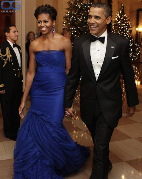 Michelle Obama braless