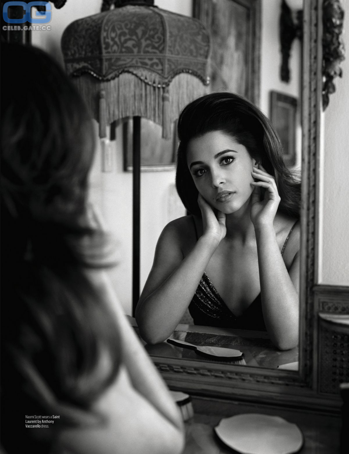 Naomi Scott 