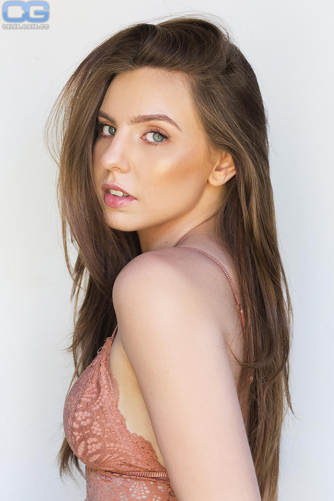 Nicole Pastor 