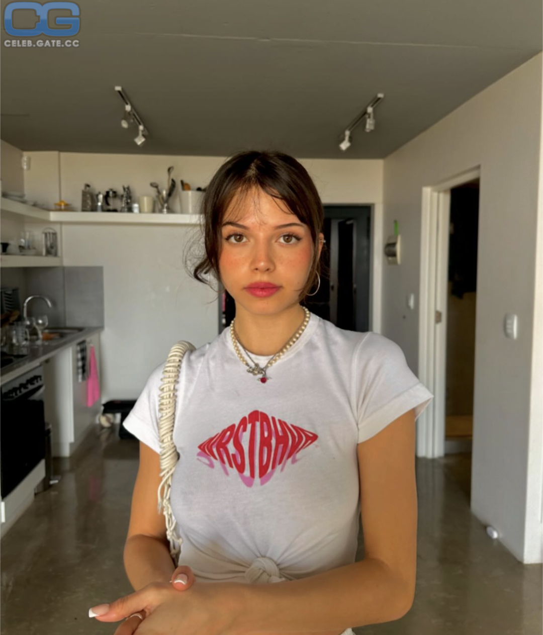 Nina Chuba 