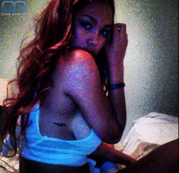 Parker McKenna Posey 